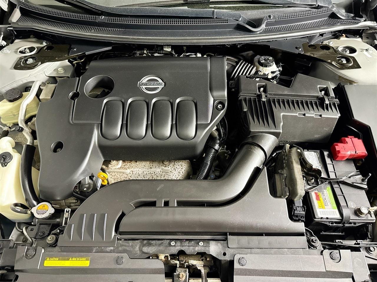 Nissan Altima 4dr Sdn I4 CVT 2.5 SL 2011