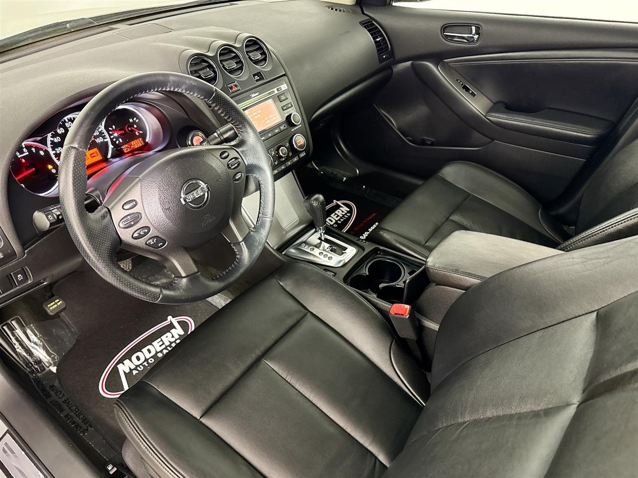 Nissan Altima 4dr Sdn I4 CVT 2.5 SL 2011