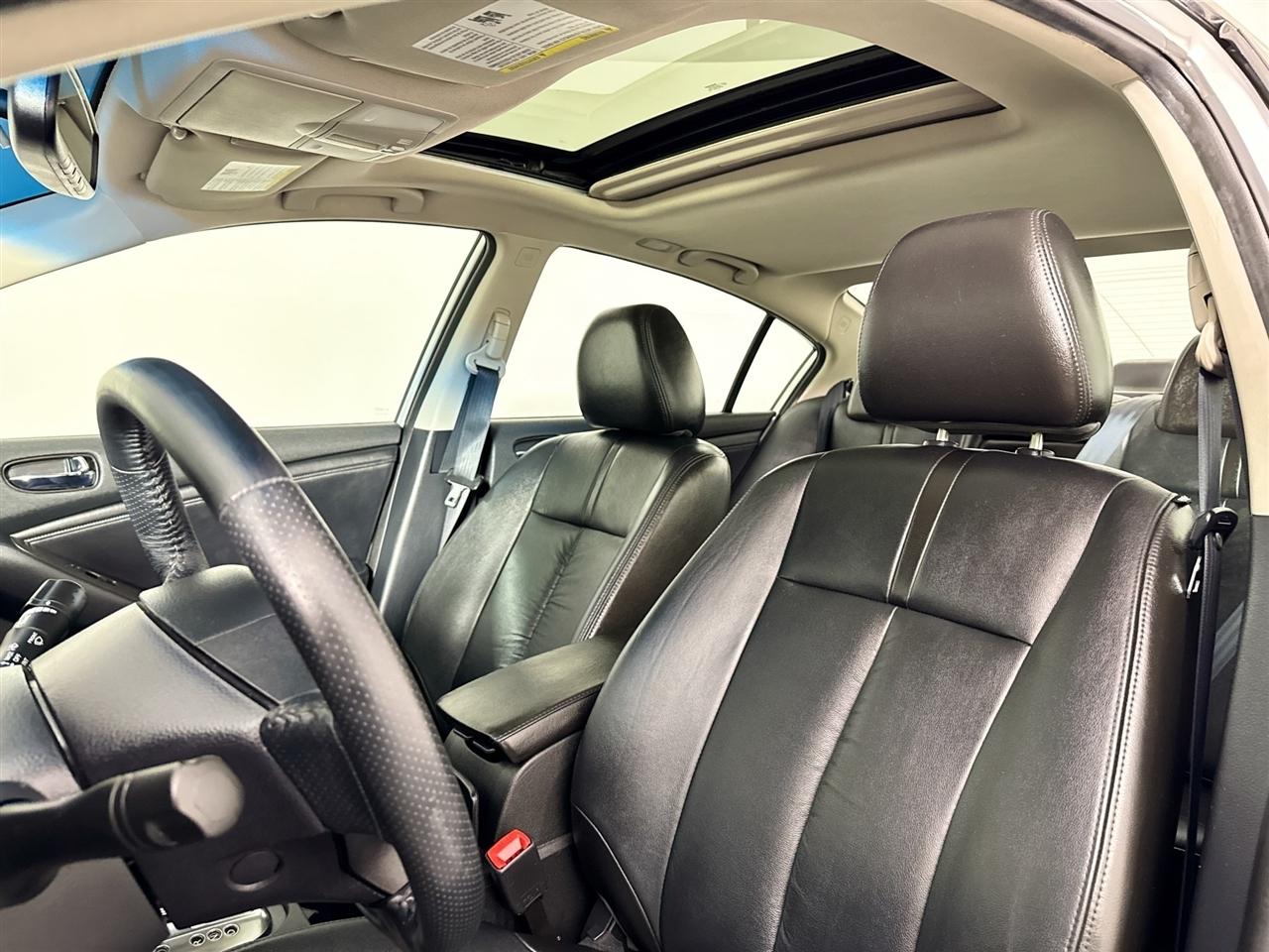 Nissan Altima 4dr Sdn I4 CVT 2.5 SL 2011