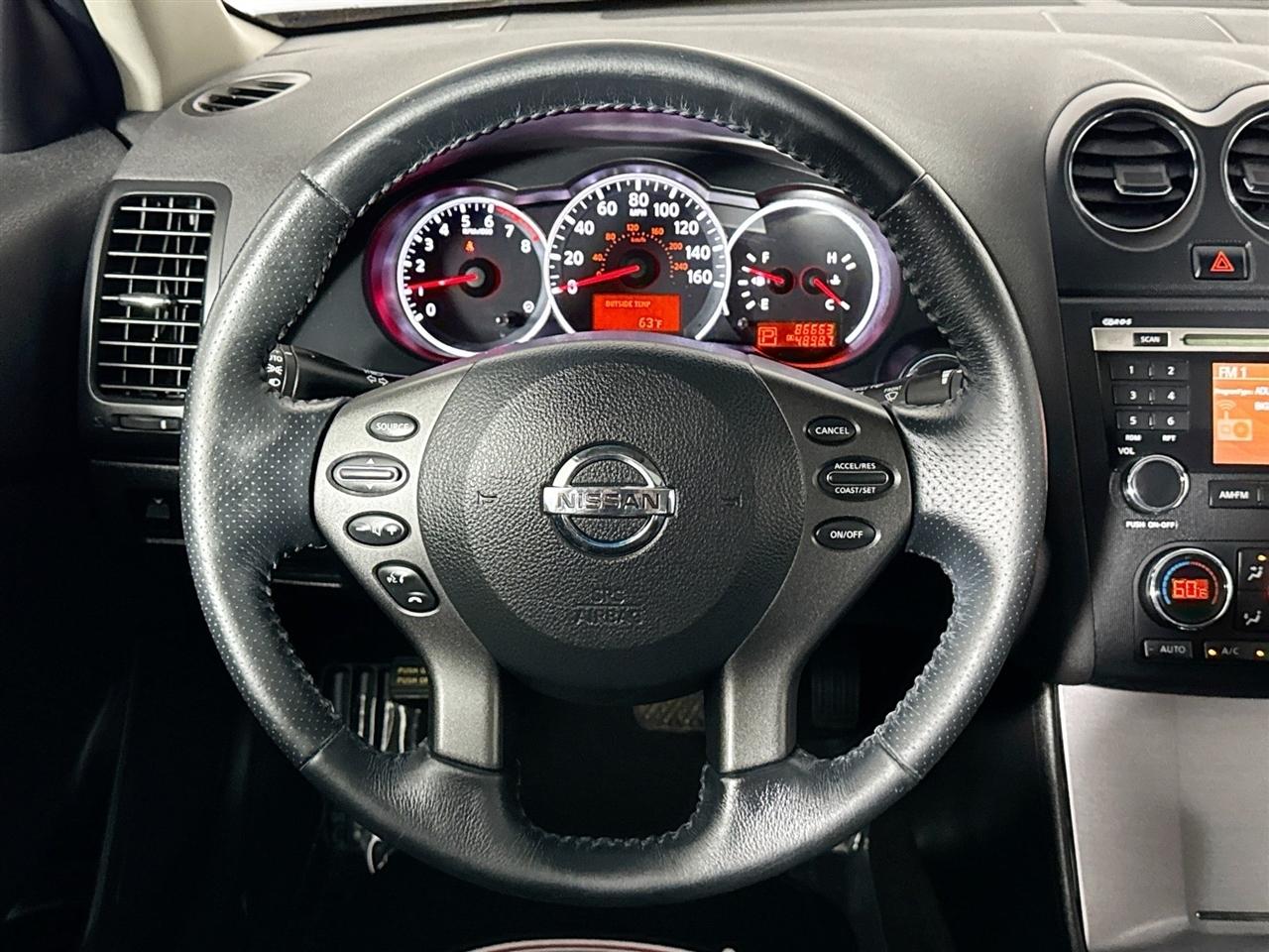 Nissan Altima 4dr Sdn I4 CVT 2.5 SL 2011