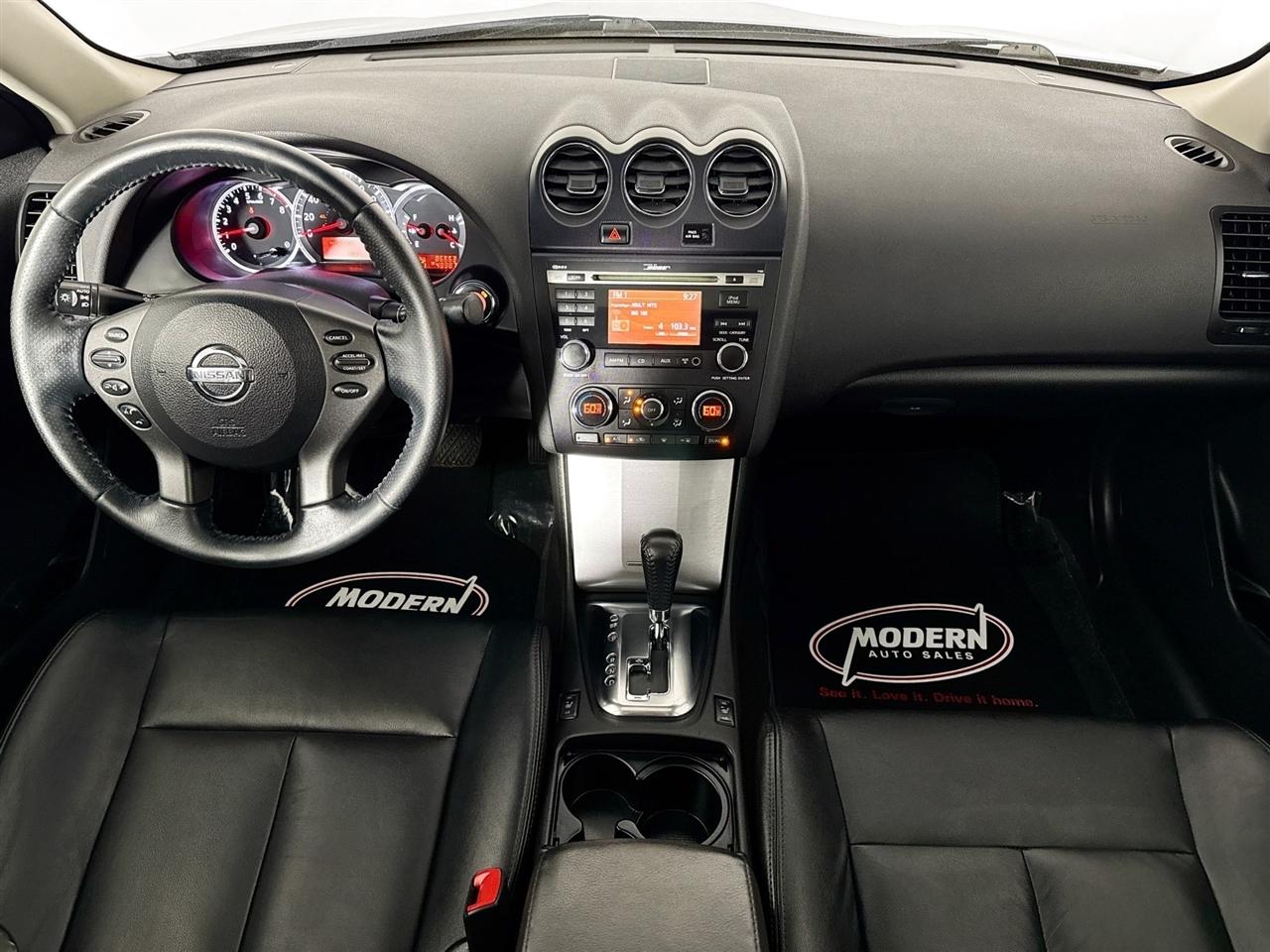 Nissan Altima 4dr Sdn I4 CVT 2.5 SL 2011