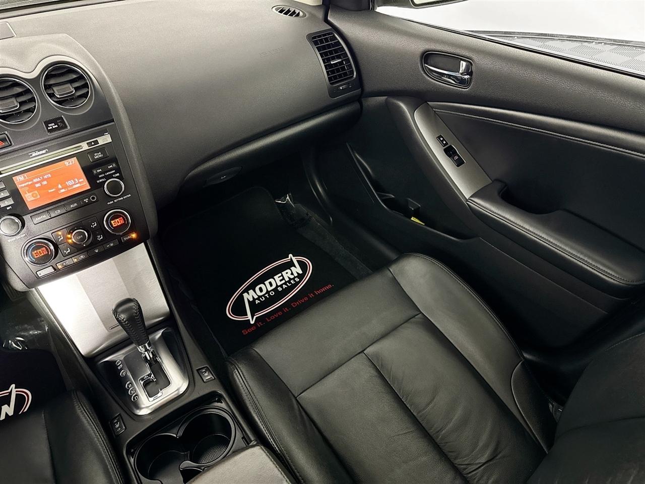 Nissan Altima 4dr Sdn I4 CVT 2.5 SL 2011