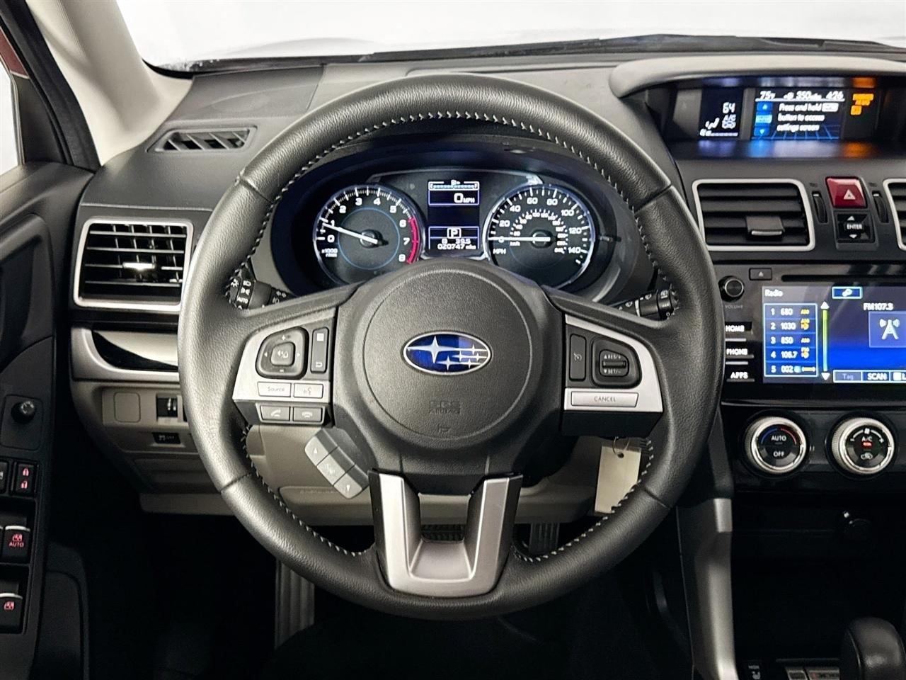 Subaru Forester 2.5i Limited CVT 2017