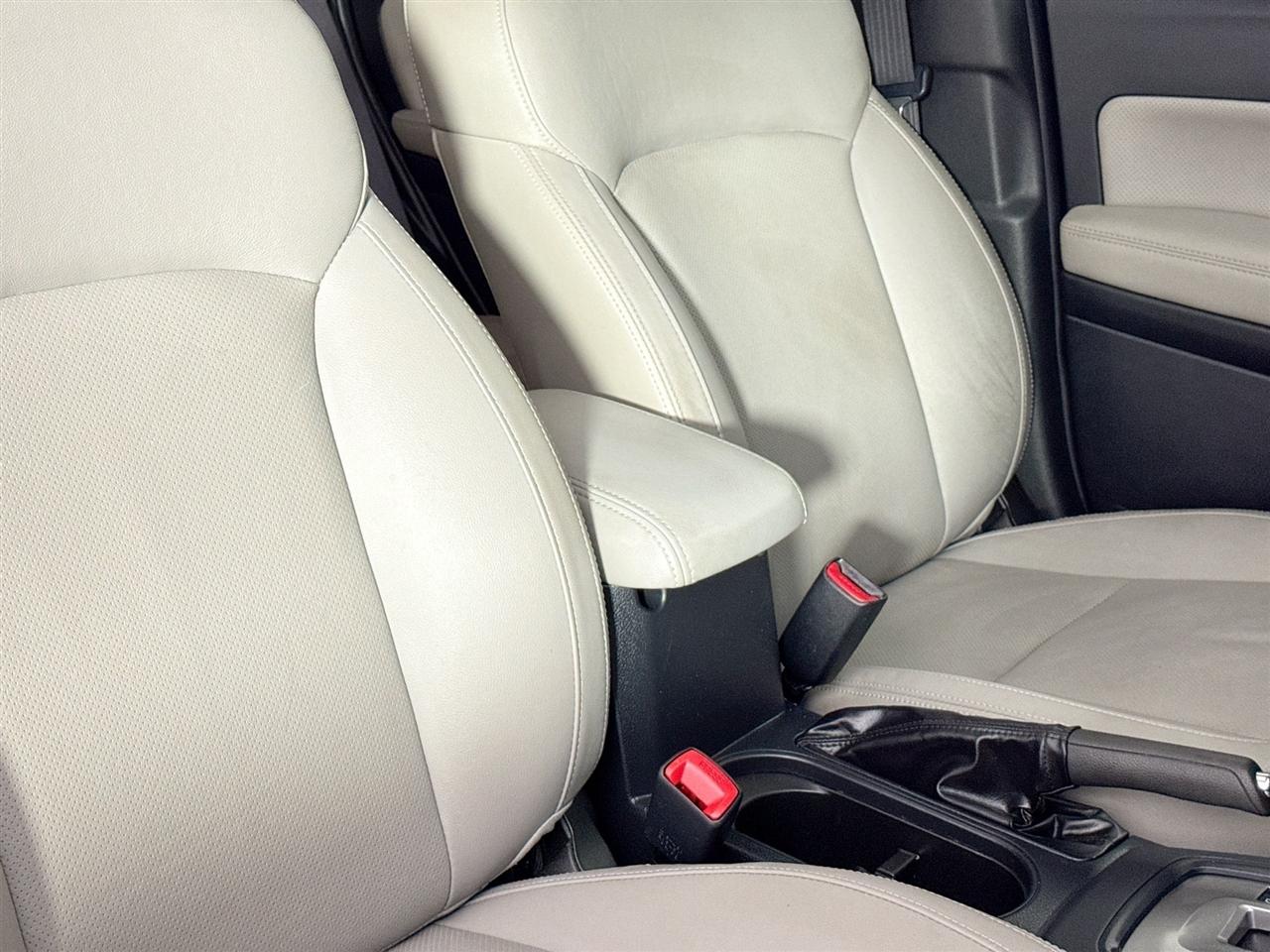 Subaru Forester 2.5i Limited CVT 2017