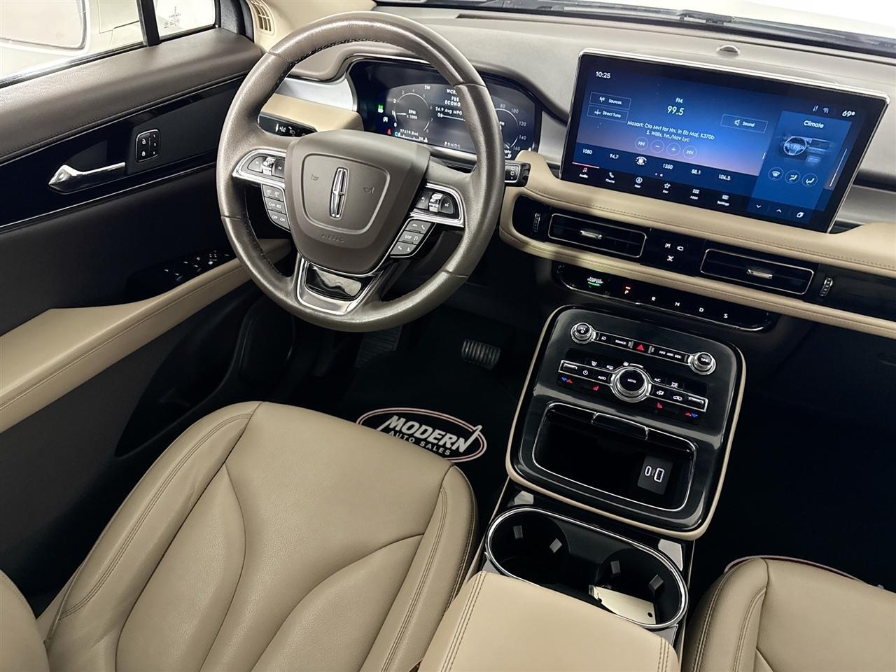 Lincoln Nautilus Standard AWD 2022