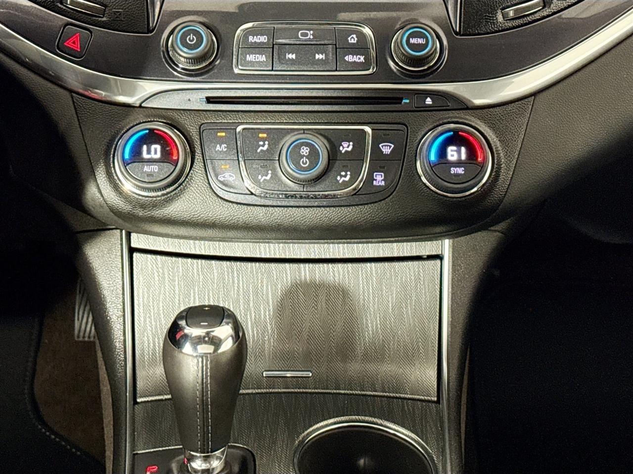 Chevrolet Impala 4dr Sdn LT w/2LT 2015