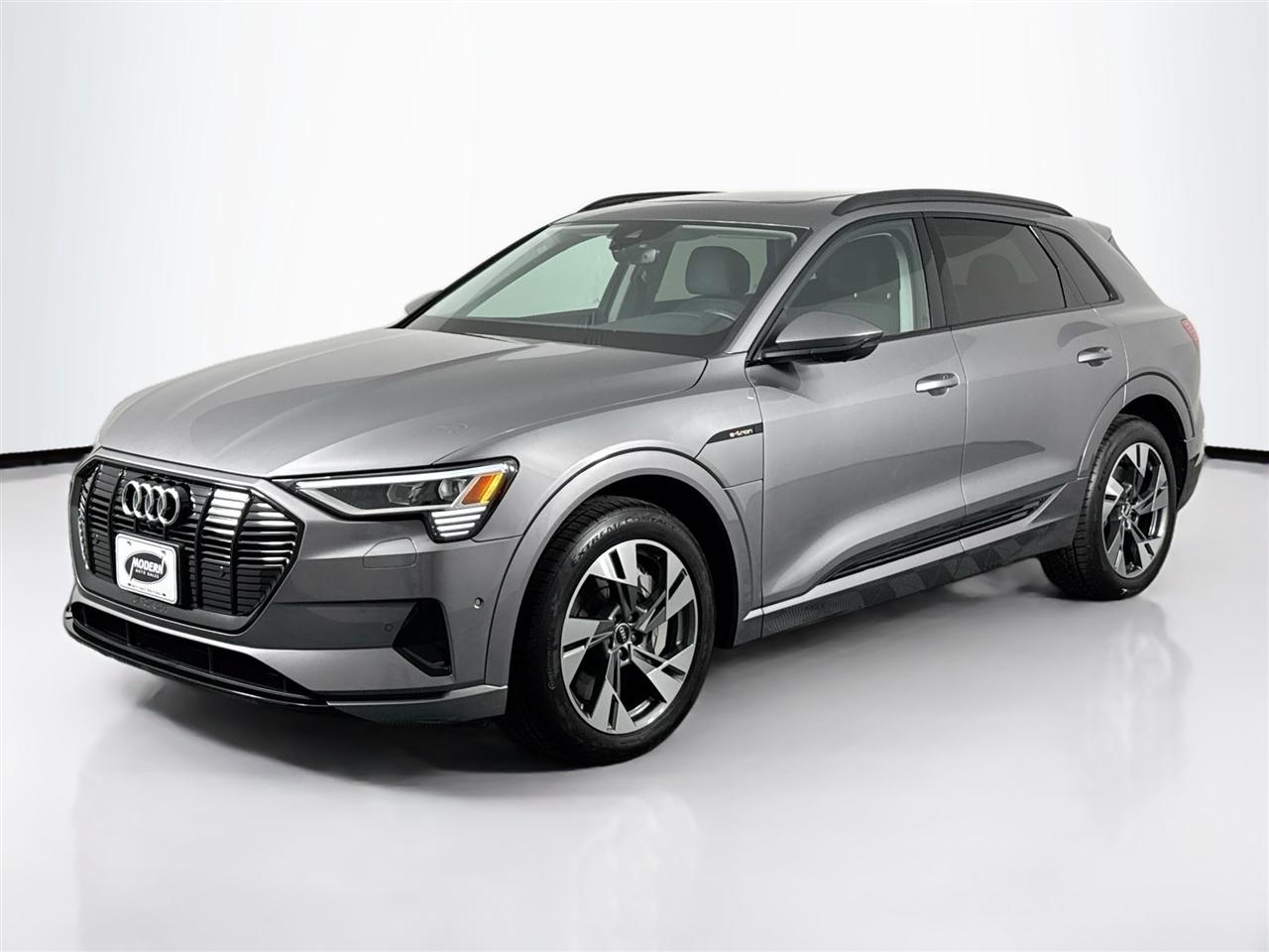 Audi E-Tron Premium quattro 2021
