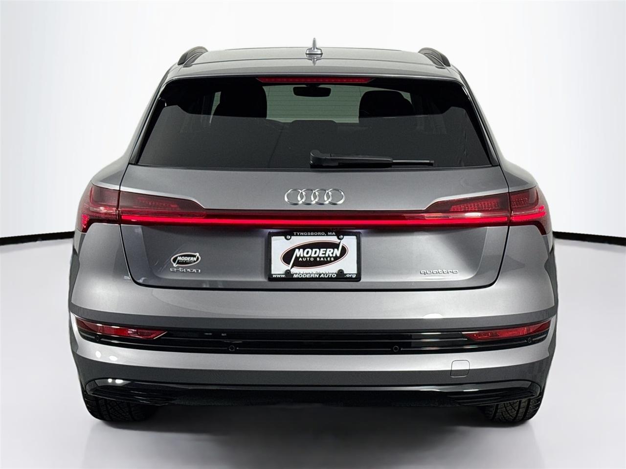 Audi E-Tron Premium quattro 2021