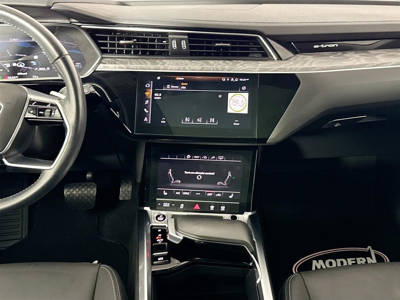 Audi E-Tron Premium quattro 2021
