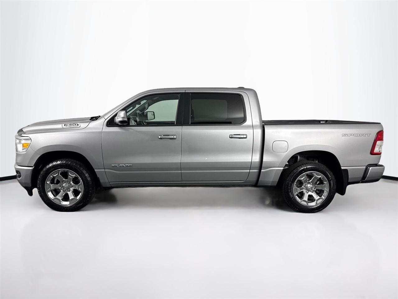 RAM 1500 Big Horn 4x4 Crew Cab 5'7" Box 2022