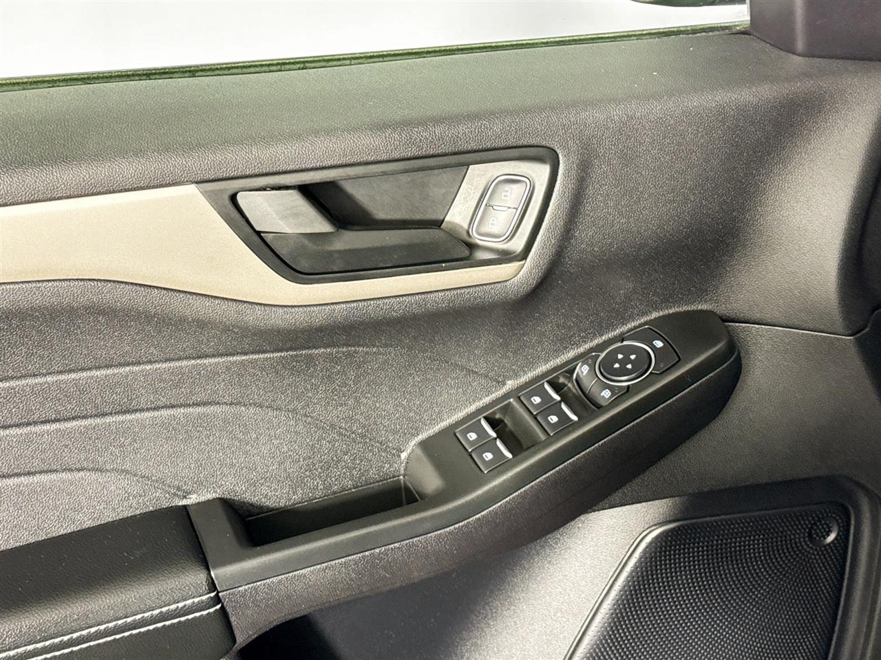 Ford Escape SE Hybrid AWD 2022