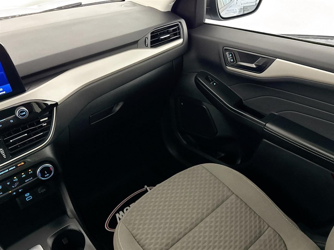 Ford Escape SE Hybrid AWD 2022