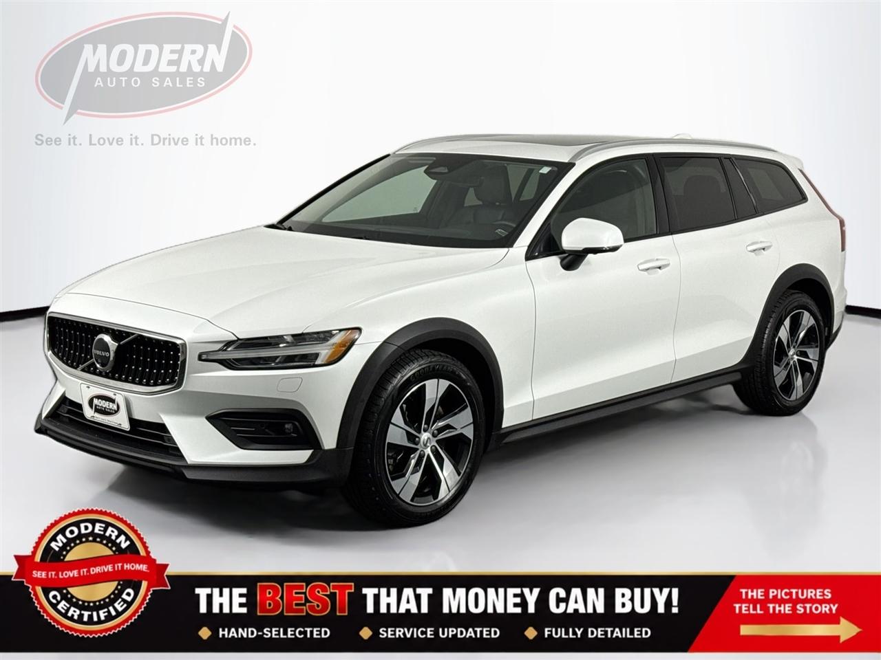 Volvo V60 Cross Country B5 AWD Plus 2023