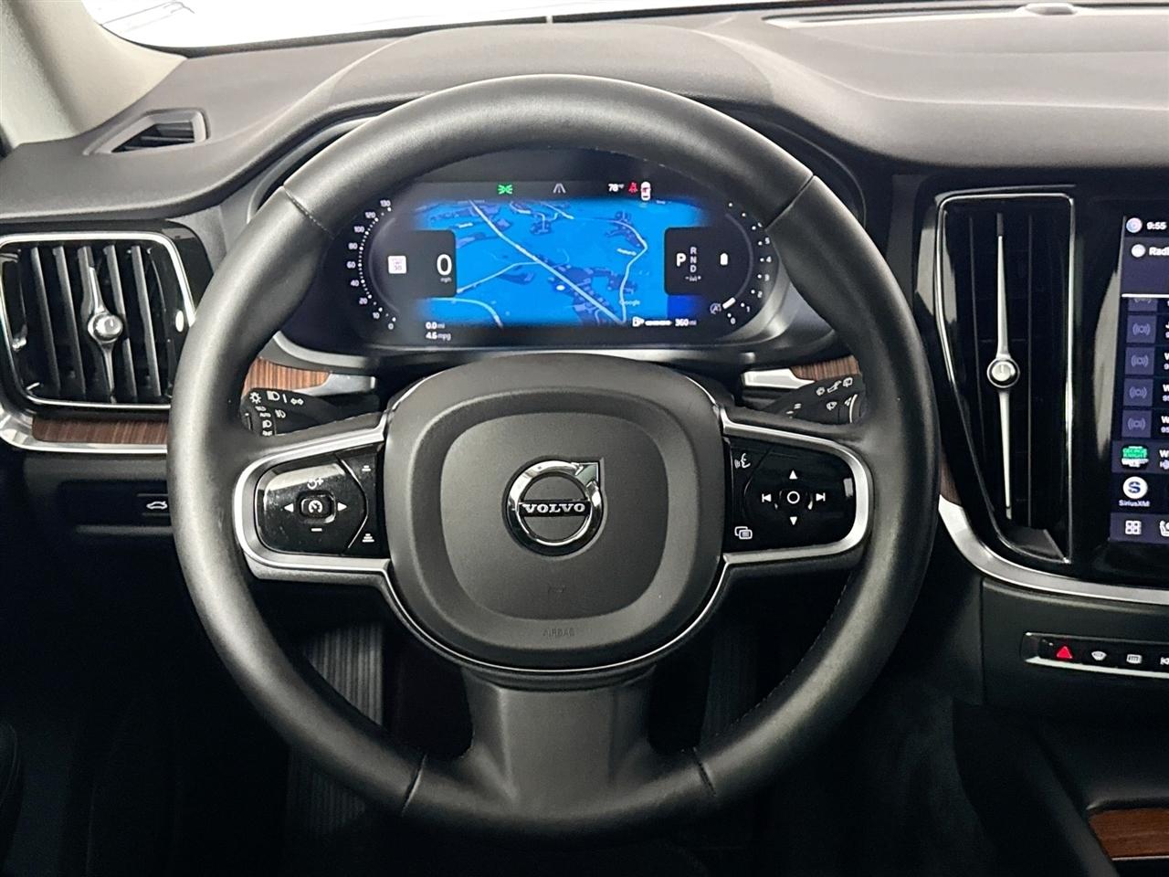 Volvo V60 Cross Country B5 AWD Plus 2023