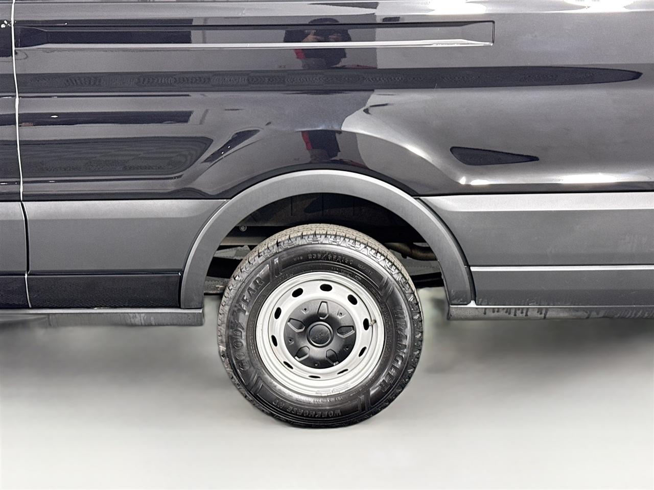 Ford Transit Cargo Van T-250 148" EL Hi Rf 9070 GVWR RWD 2023