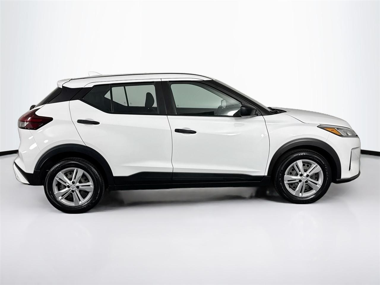 Nissan Kicks S FWD 2023