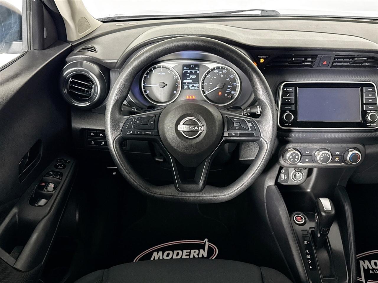 Nissan Kicks S FWD 2023