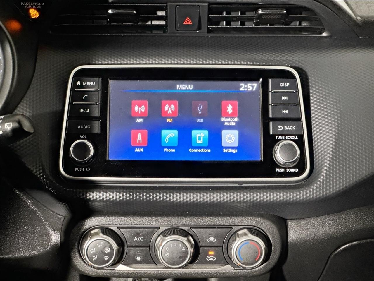 Nissan Kicks S FWD 2023