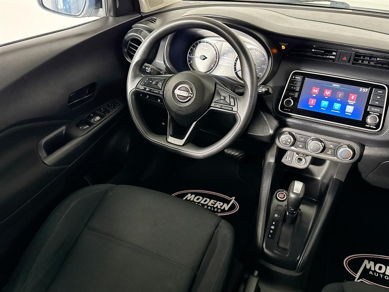 Nissan Kicks S FWD 2023