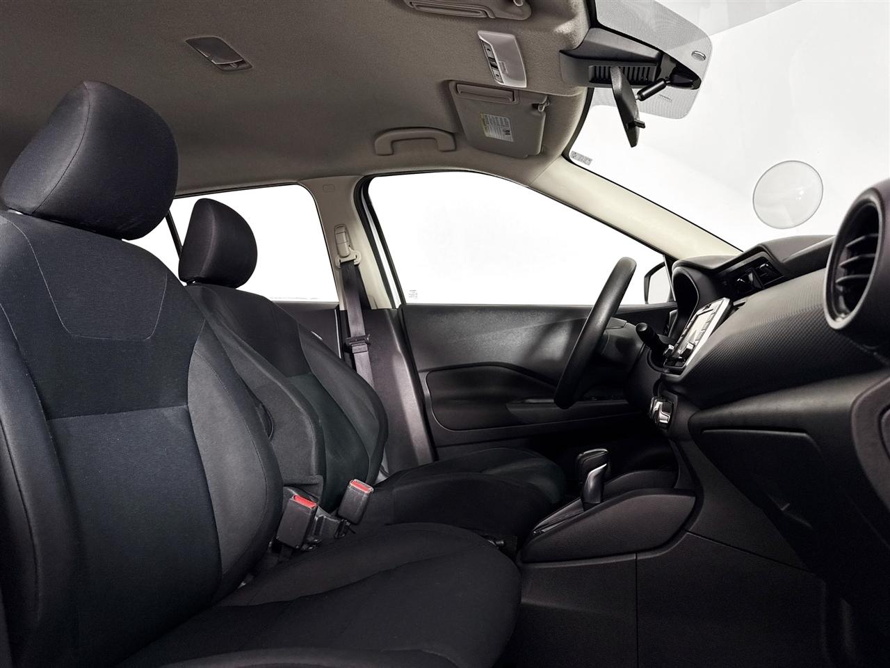 Nissan Kicks S FWD 2023