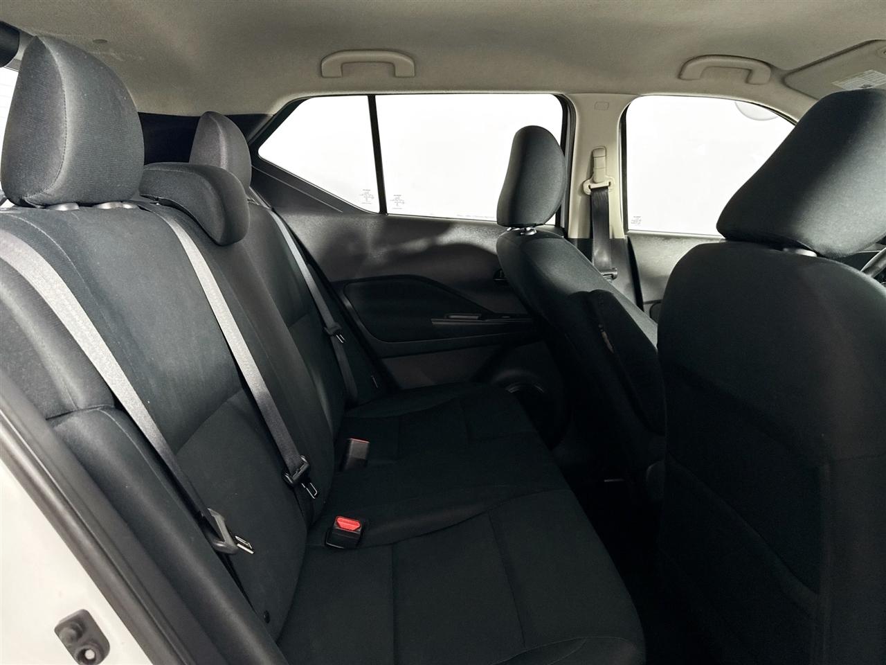 Nissan Kicks S FWD 2023