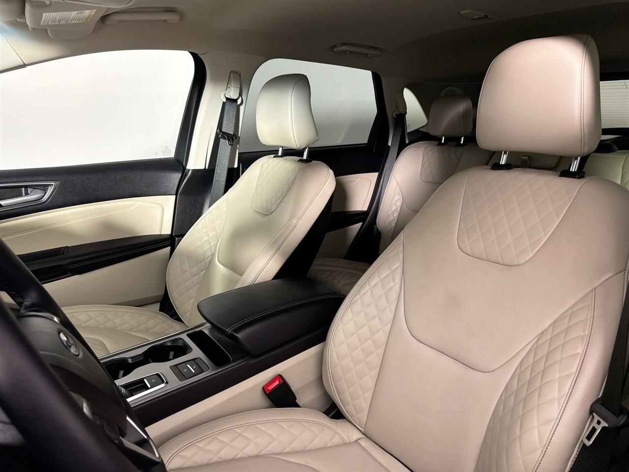 Ford Edge Titanium AWD 2023