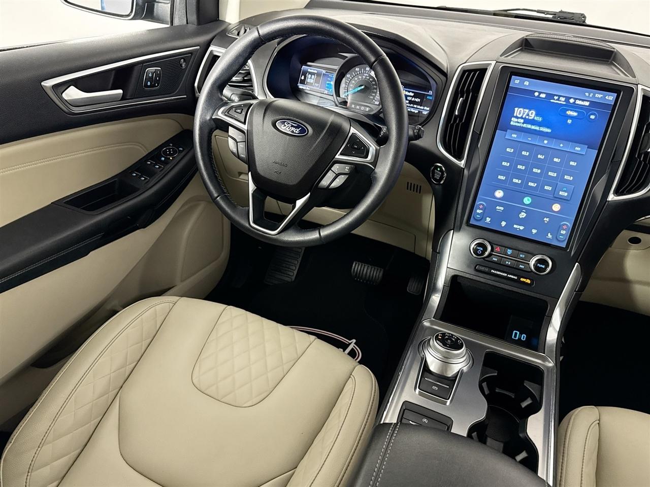 Ford Edge Titanium AWD 2023