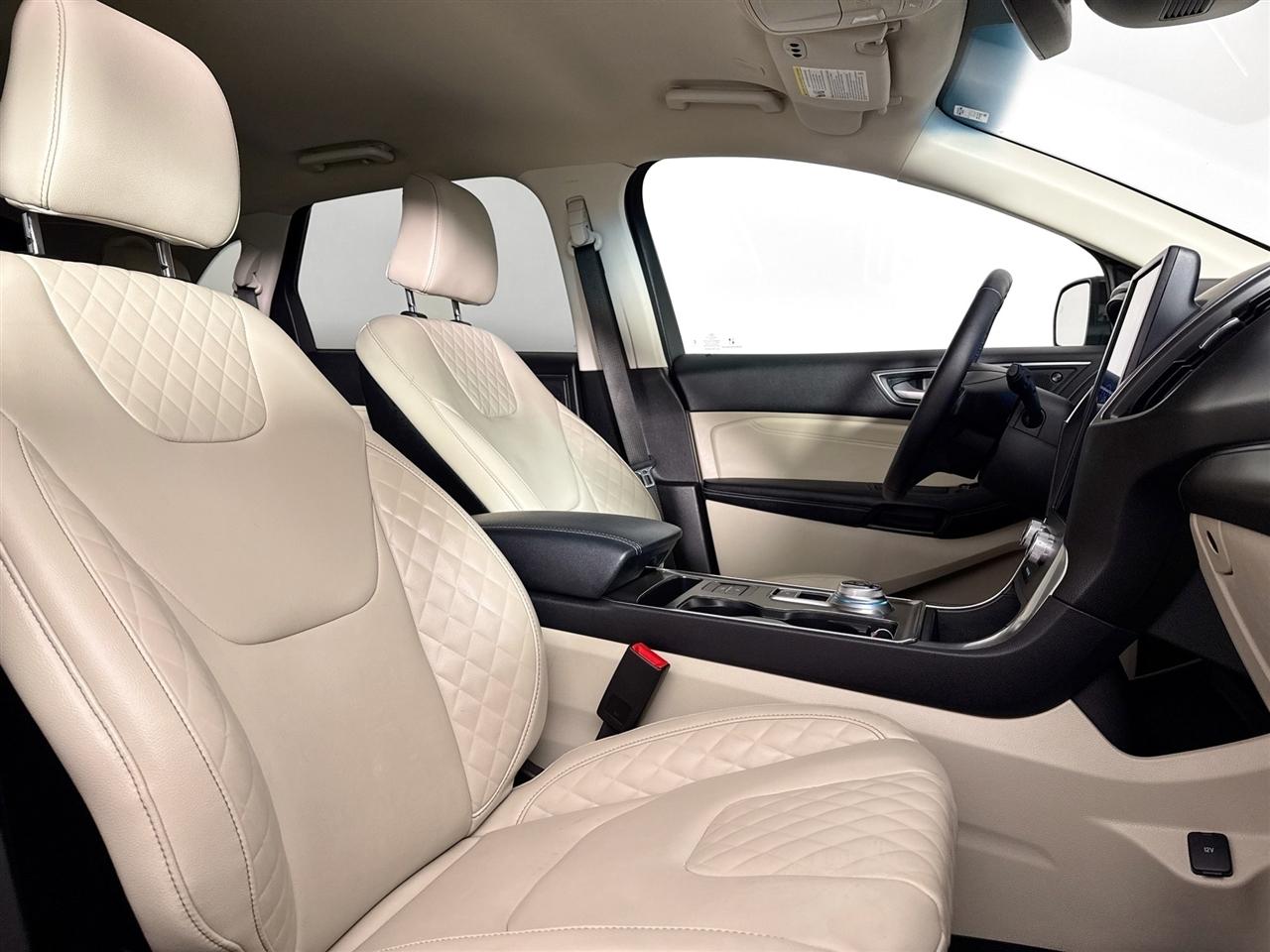 Ford Edge Titanium AWD 2023