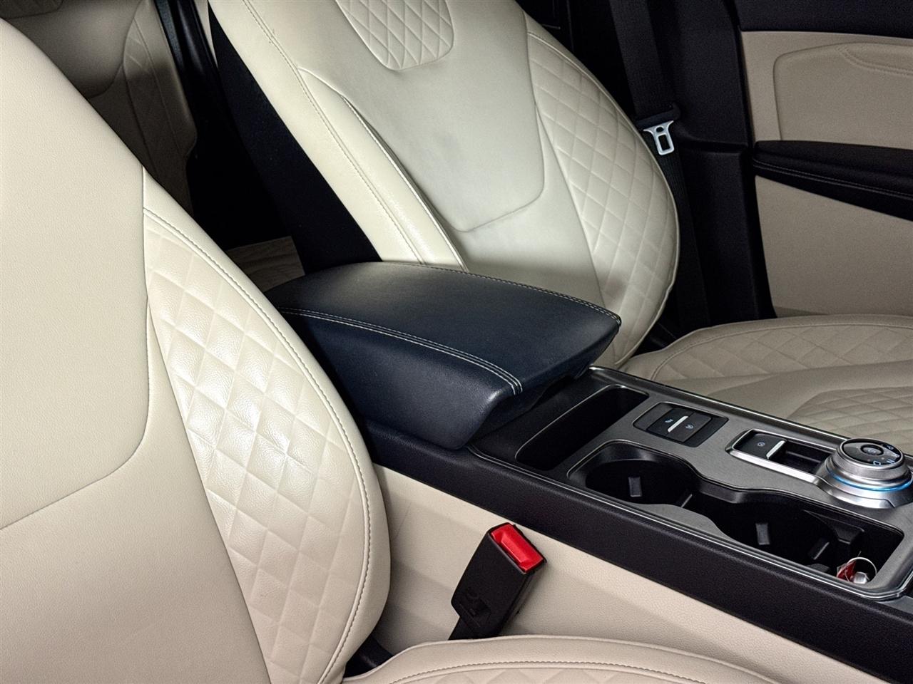 Ford Edge Titanium AWD 2023