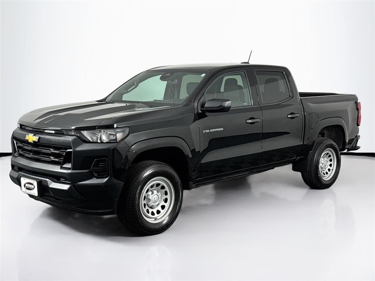 Chevrolet Colorado 2WD Crew Cab WT 2023