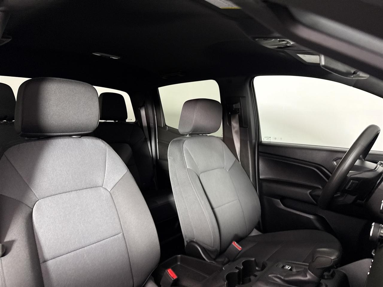 Chevrolet Colorado 2WD Crew Cab WT 2023