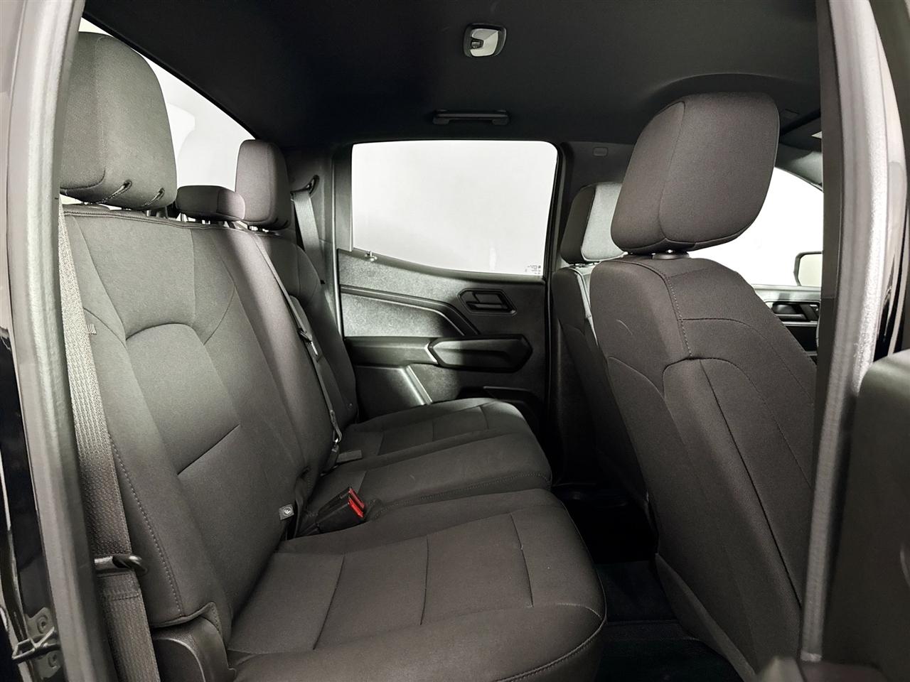 Chevrolet Colorado 2WD Crew Cab WT 2023