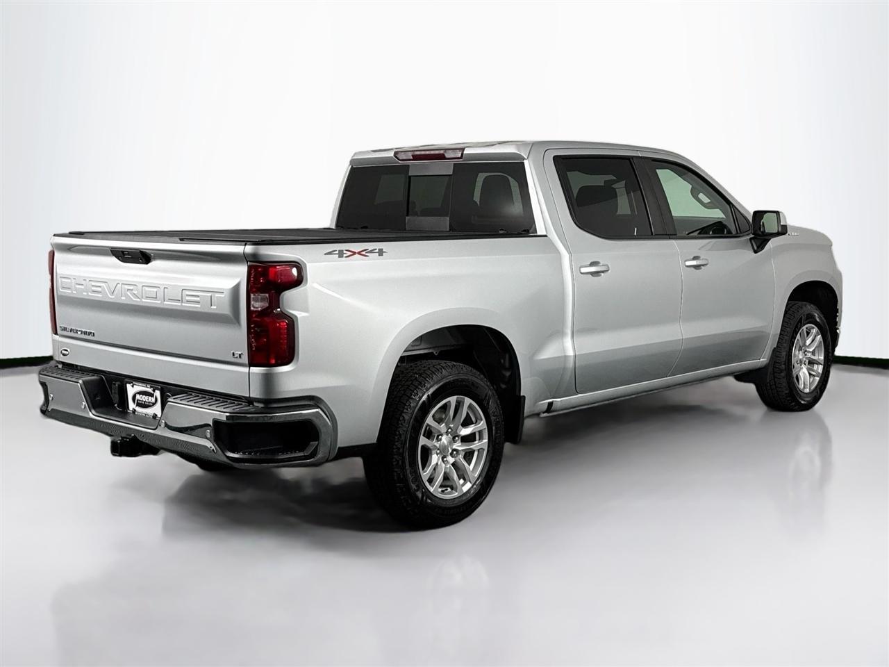 Chevrolet Silverado 1500 4WD Crew Cab 147" LT w/1LT 2021