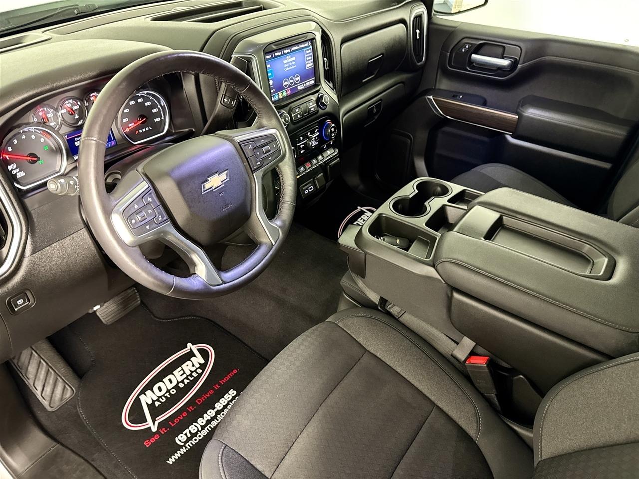 Chevrolet Silverado 1500 4WD Crew Cab 147" LT w/1LT 2021