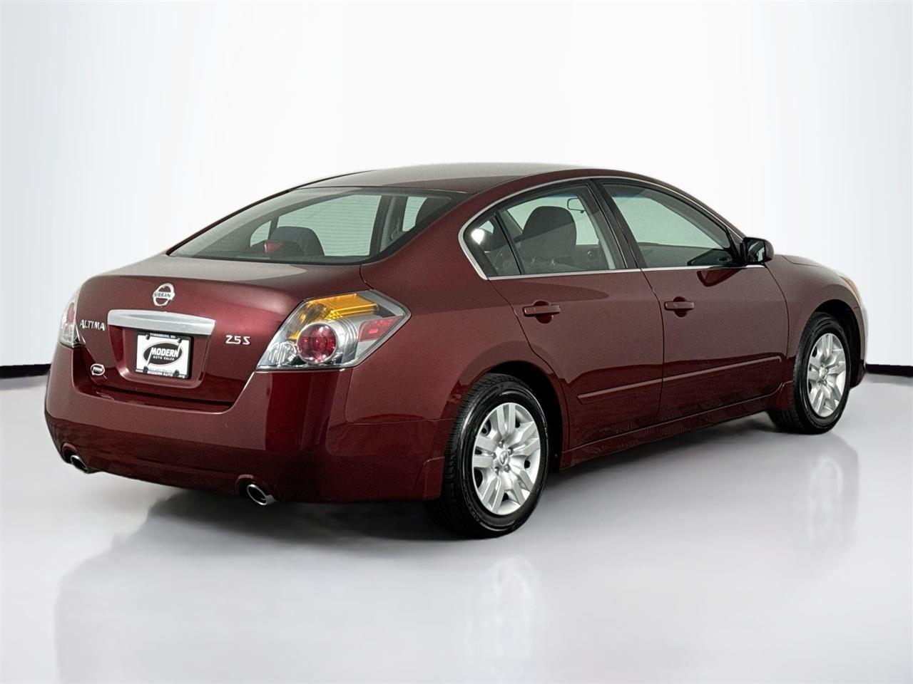Nissan Altima 4dr Sdn I4 CVT 2.5 S 2012