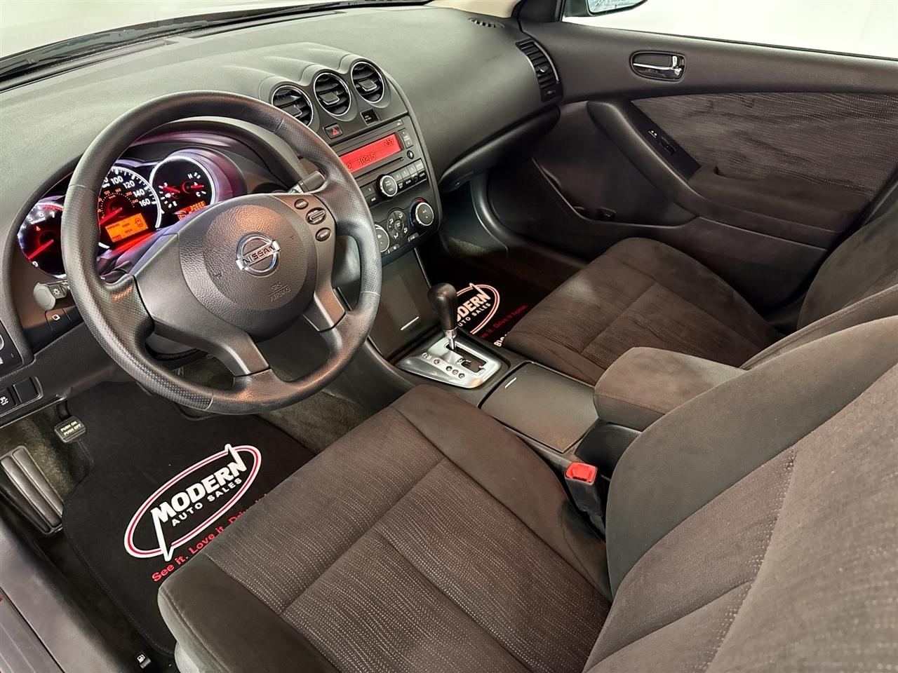 Nissan Altima 4dr Sdn I4 CVT 2.5 S 2012