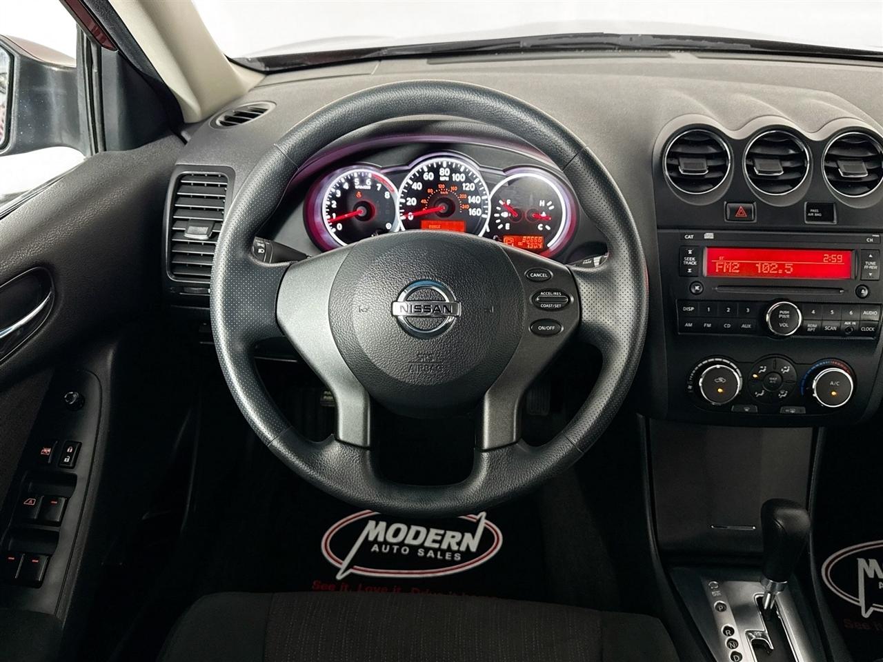 Nissan Altima 4dr Sdn I4 CVT 2.5 S 2012