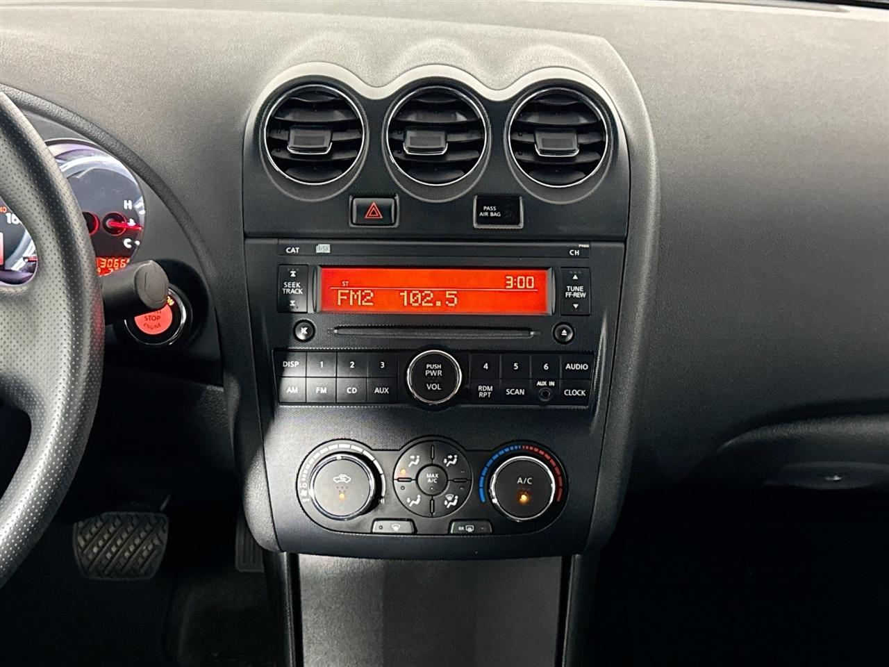Nissan Altima 4dr Sdn I4 CVT 2.5 S 2012