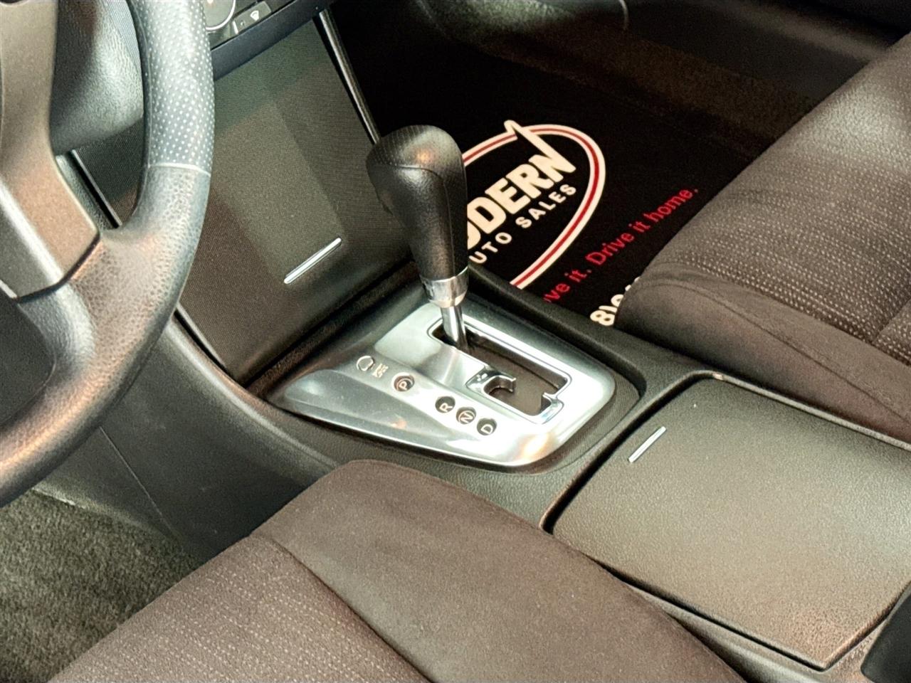 Nissan Altima 4dr Sdn I4 CVT 2.5 S 2012