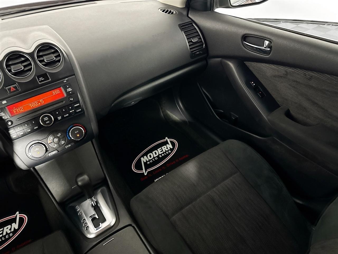 Nissan Altima 4dr Sdn I4 CVT 2.5 S 2012