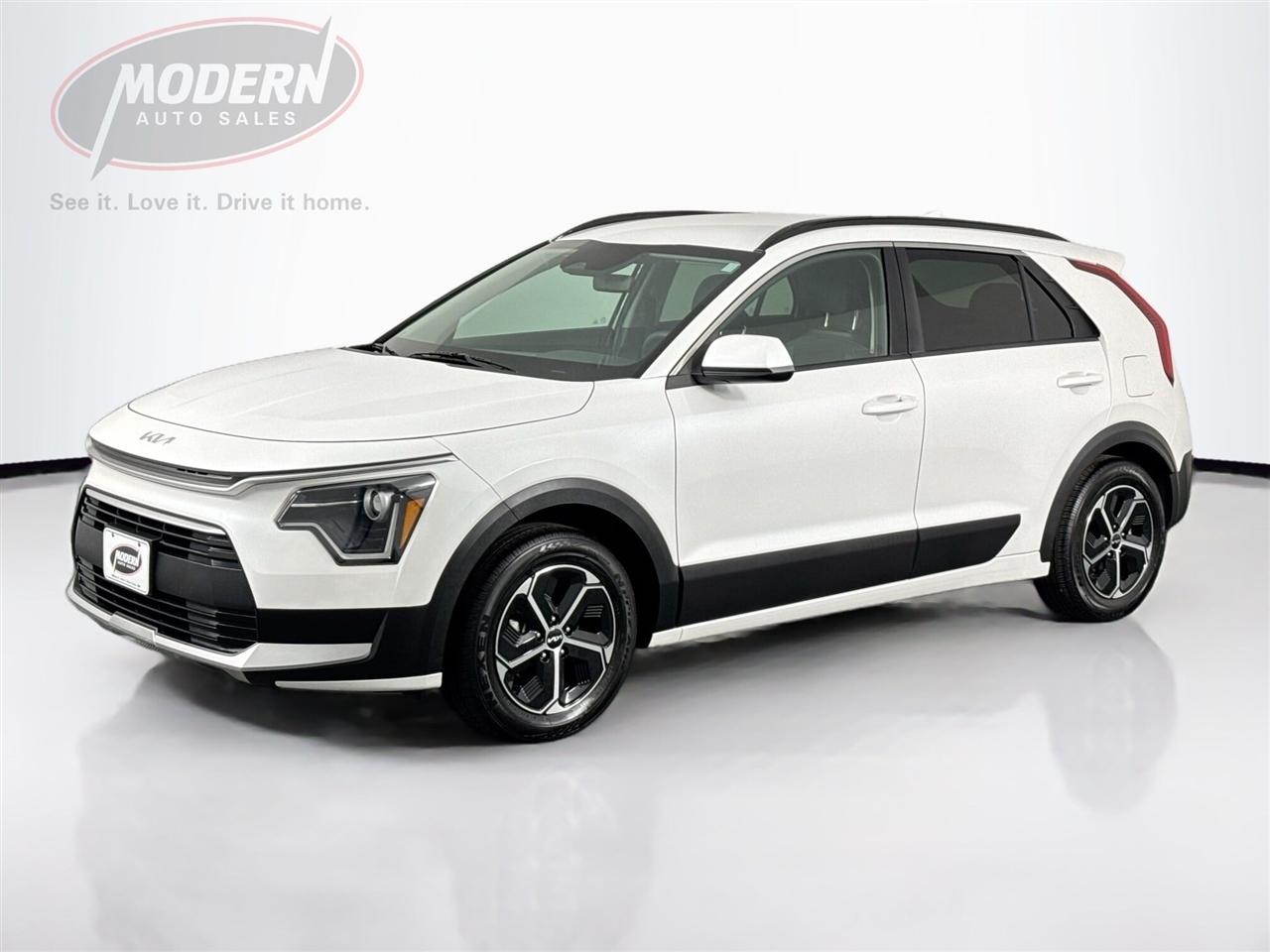 Kia Niro LX FWD 2023