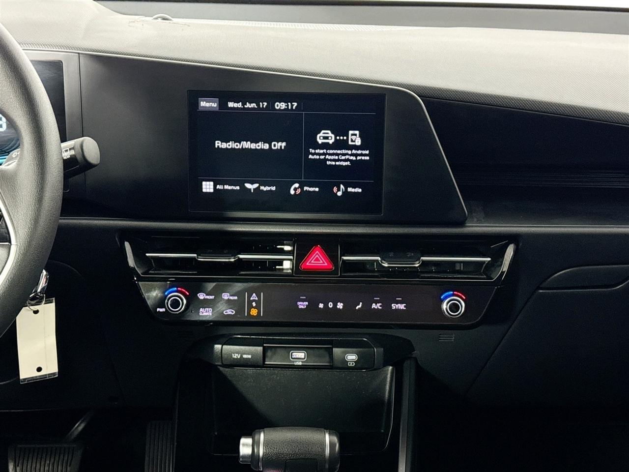 Kia Niro LX FWD 2023