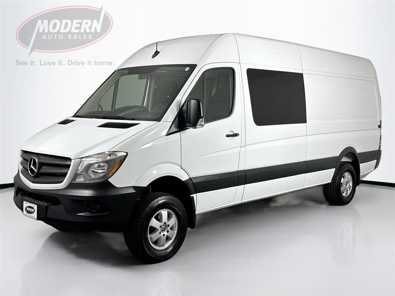 Mercedes-Benz Sprinter Crew Van 2500 High Roof V6 170" 4WD 2018
