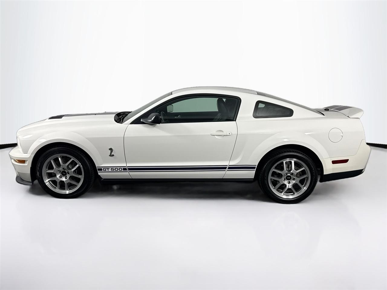 Ford Mustang 2dr Cpe Shelby GT500 2007