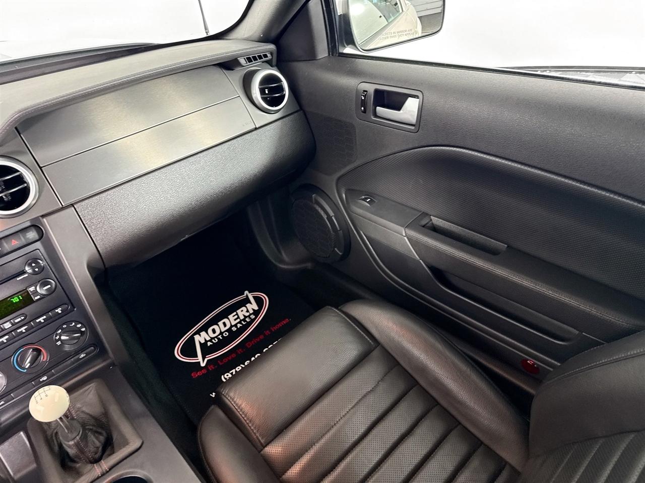 Ford Mustang 2dr Cpe Shelby GT500 2007