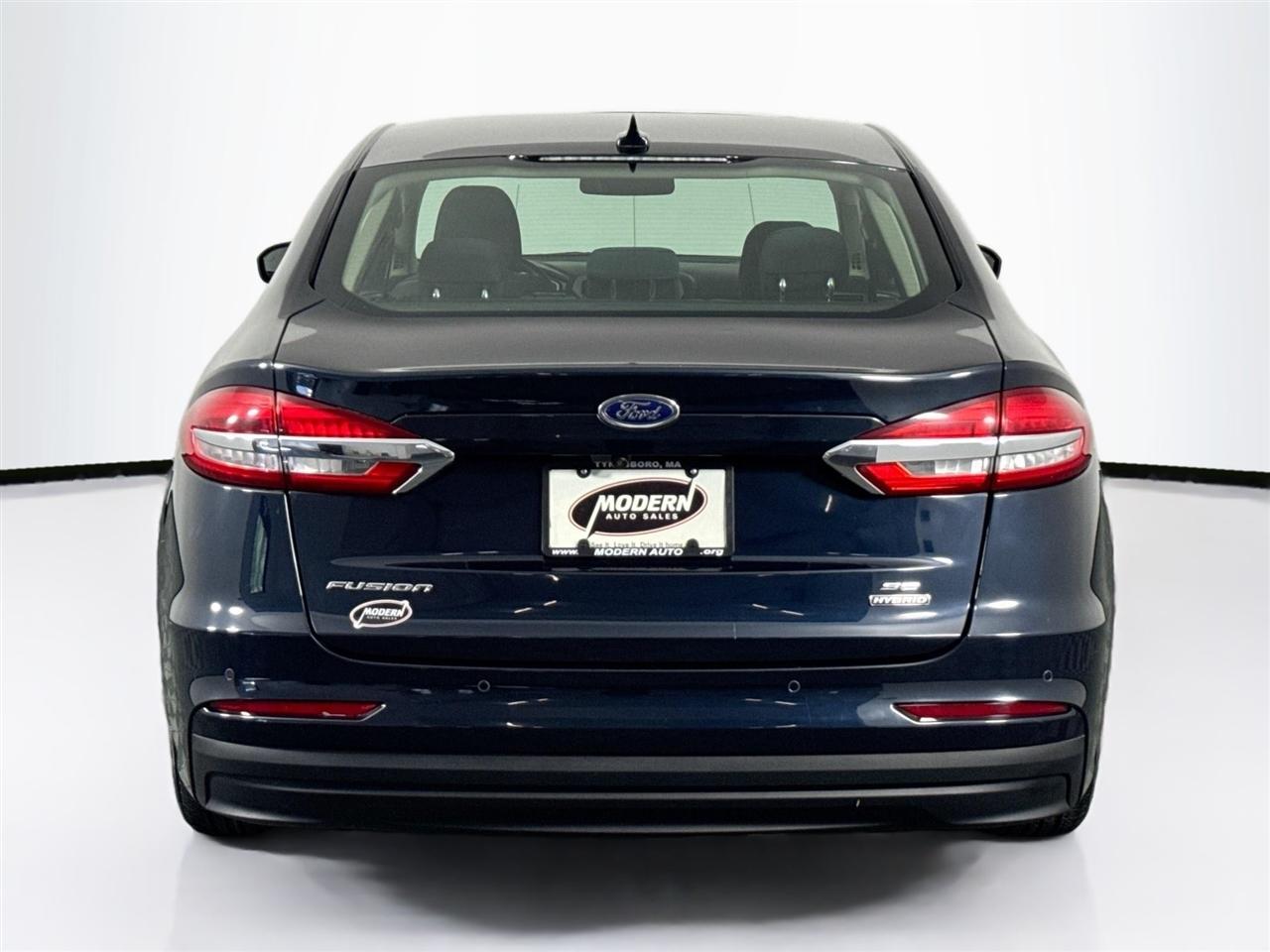 Ford Fusion Hybrid SE FWD 2020