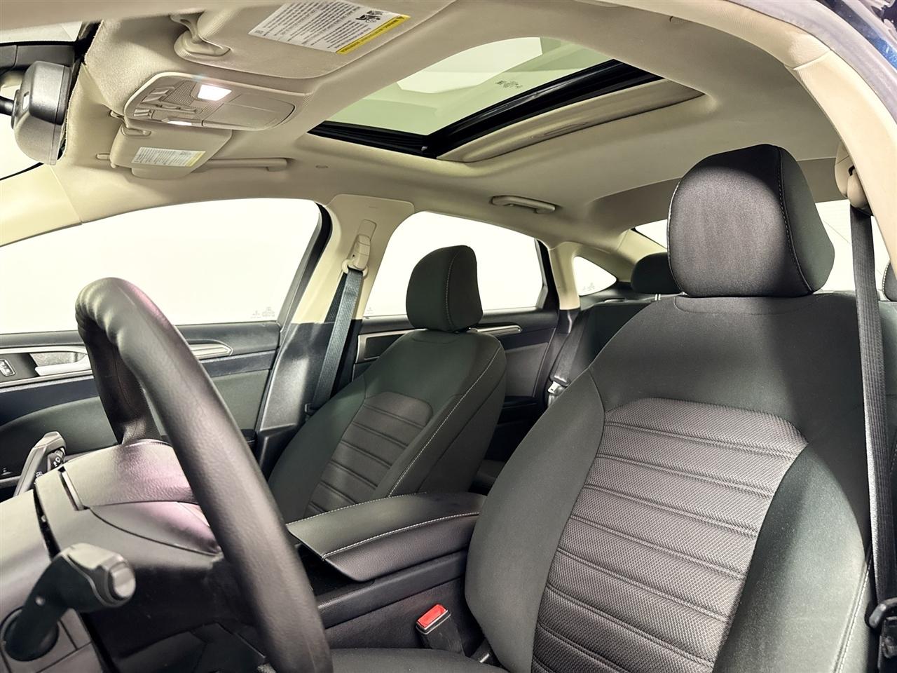 Ford Fusion Hybrid SE FWD 2020
