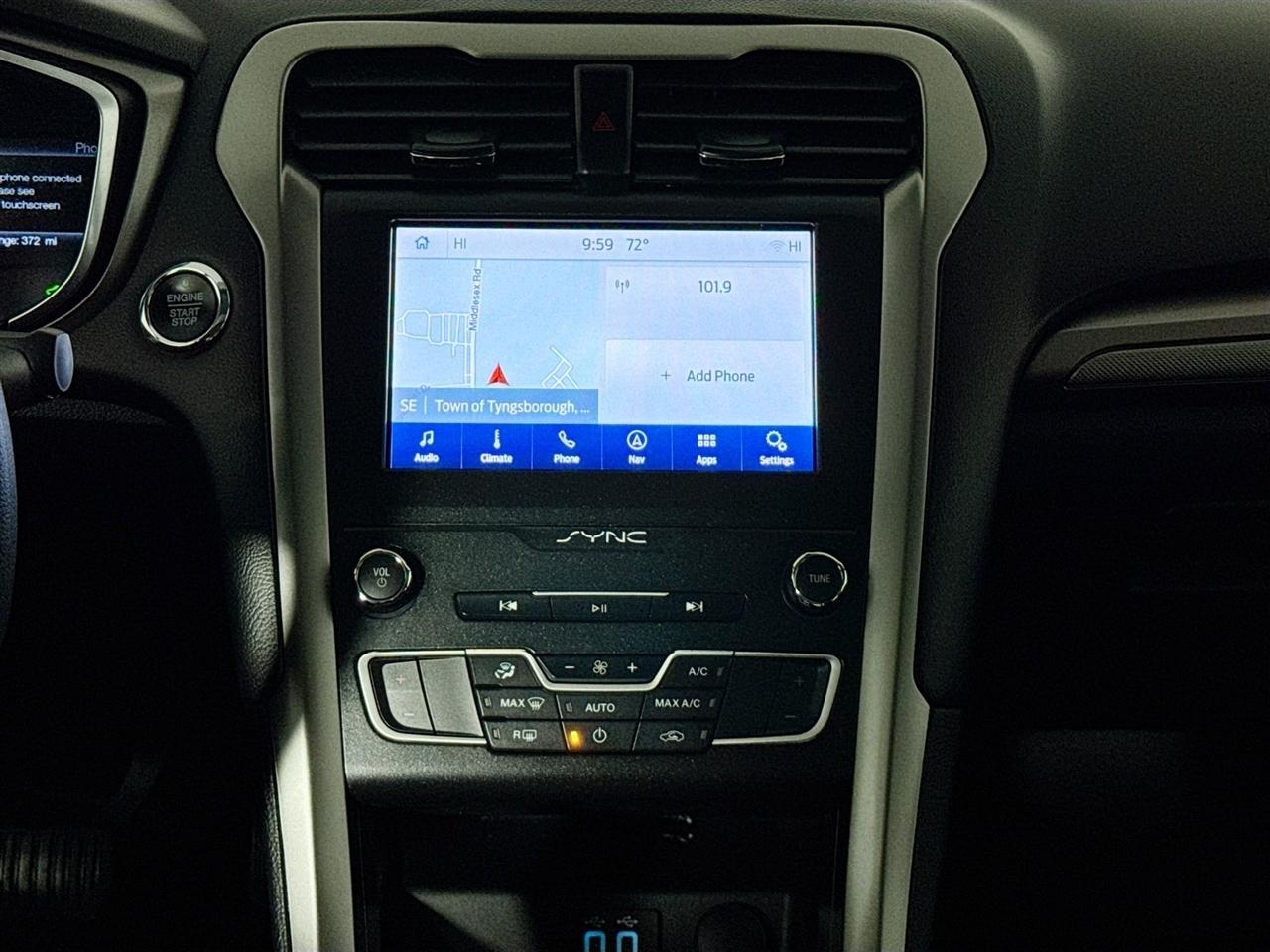 Ford Fusion Hybrid SE FWD 2020