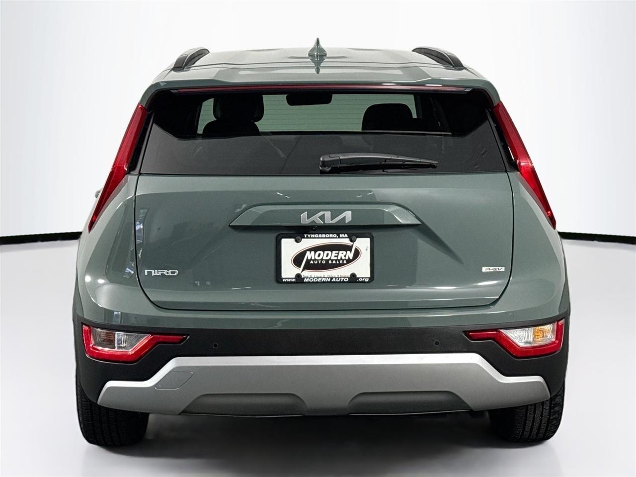 Kia Niro Plug-In Hybrid EX FWD 2023