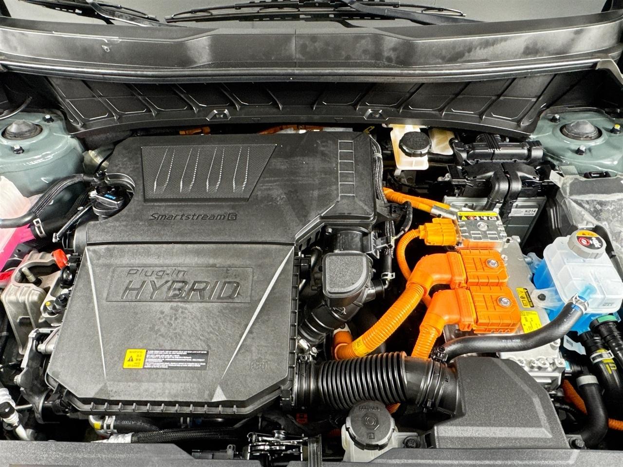 Kia Niro Plug-In Hybrid EX FWD 2023